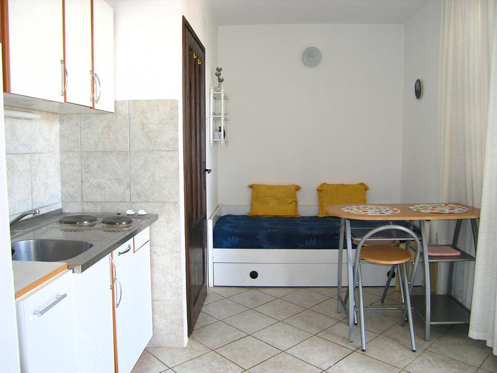 Apartmani Plach Krk Town Exterior photo